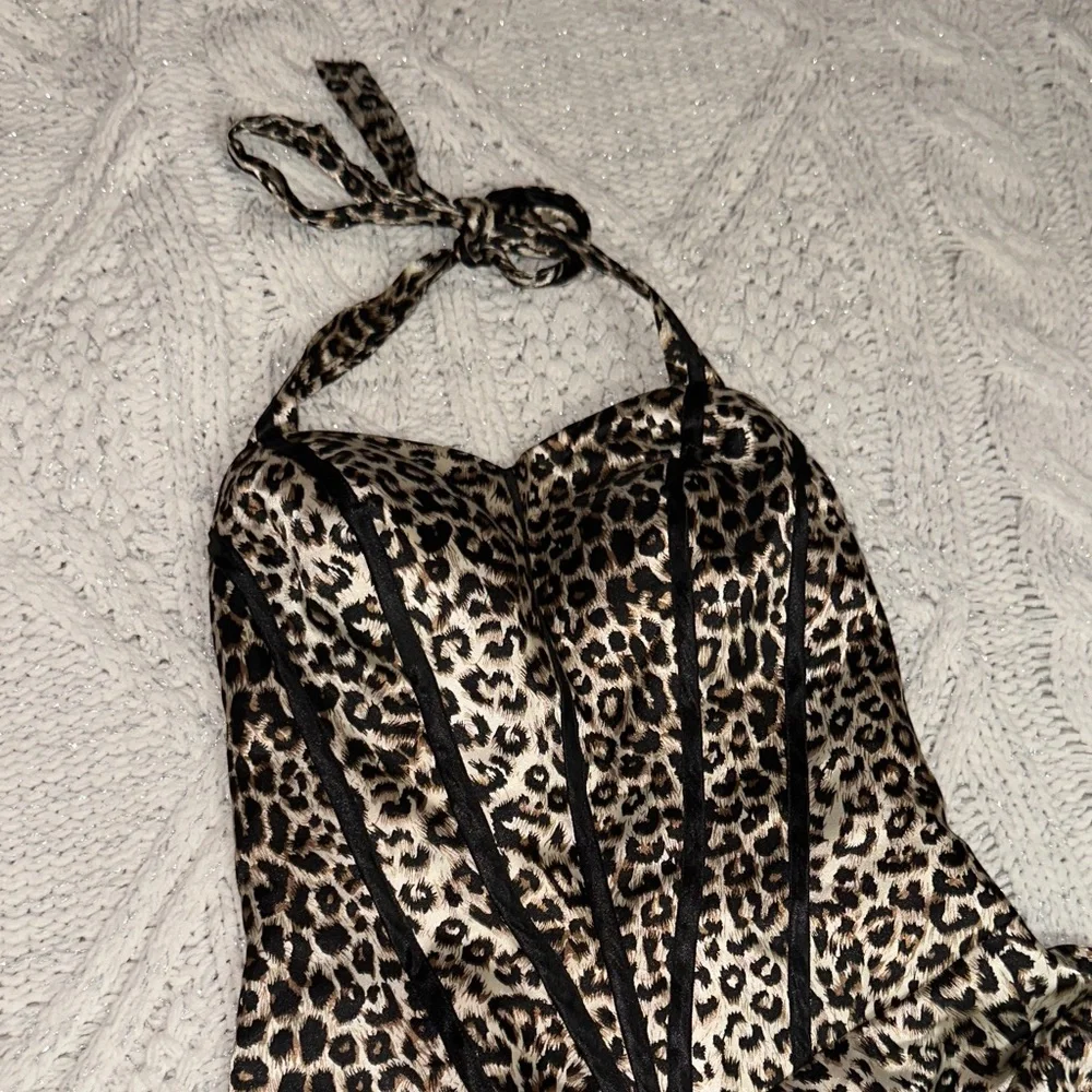 Leopard Print Halter corset Dress with Ruffled tutu Skirt (Padded bra) - Picture 5 of 15